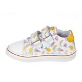 Deportiva toda en piel para niña, moderna, cómoda y divertida- Cierre de dos velcros.