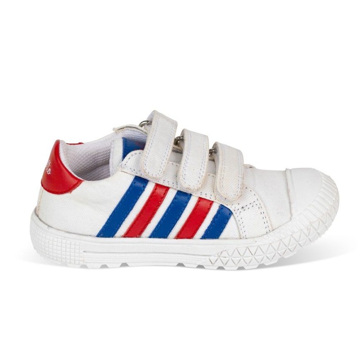 Deportivo tres velcros. Blanco