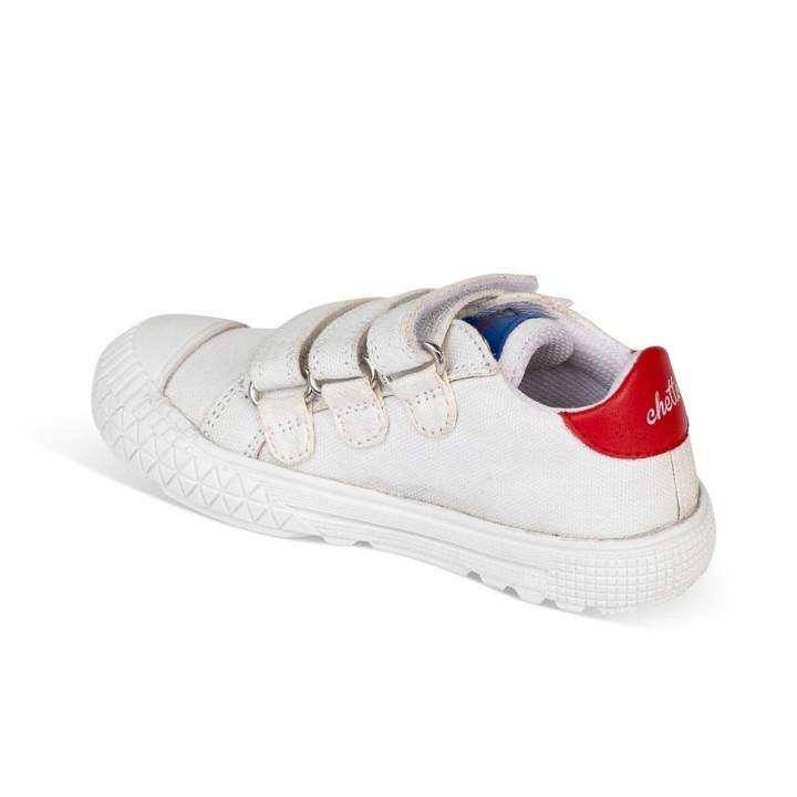 Deportivo tres velcros. Blanco