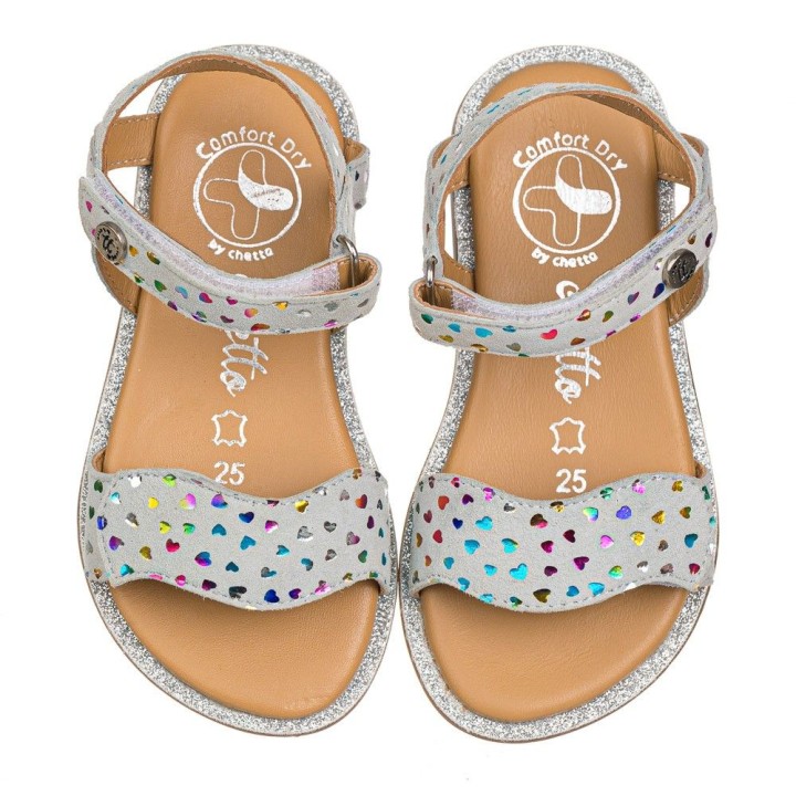 Sandalia de estampado corazones