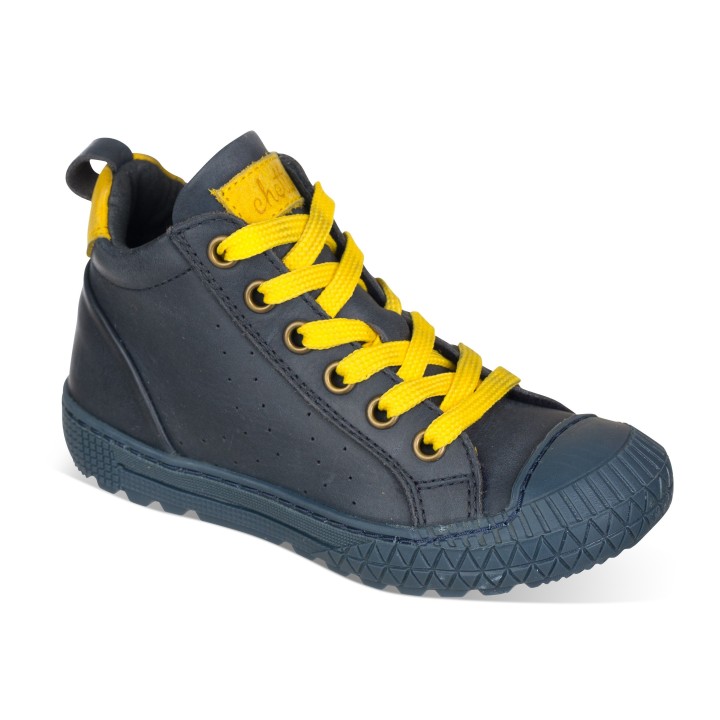 Botin de cordones en piel