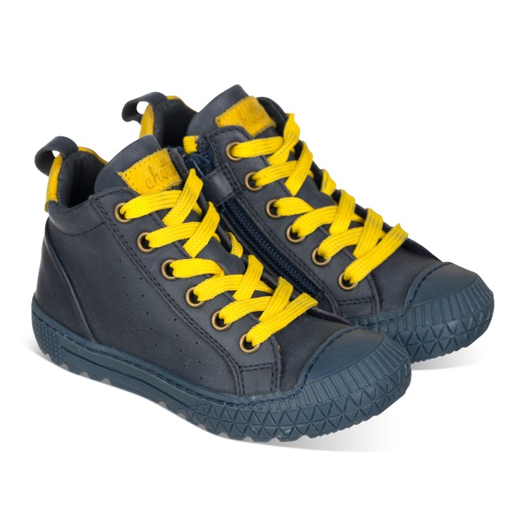 Botin de cordones en piel