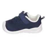 Zapato respetuoso dos velcros
