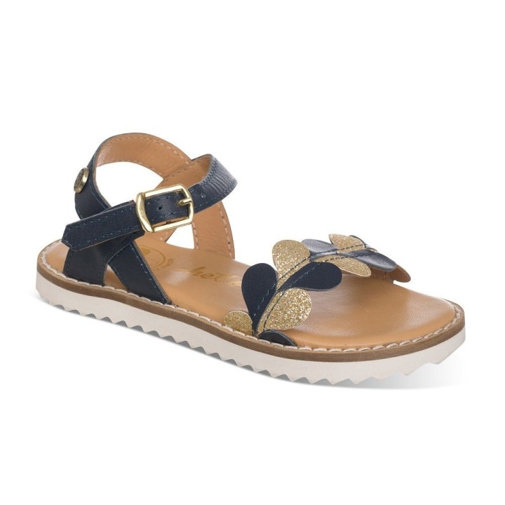 Sandalia color oro azul en piel, moderna con detalle de corazones