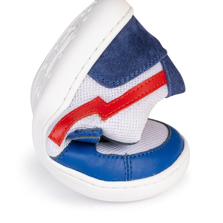 DEPORTIVO RAYO BAREFOOT BLANCO/AZUL – FRESCURA Y FLEXIBILIDAD