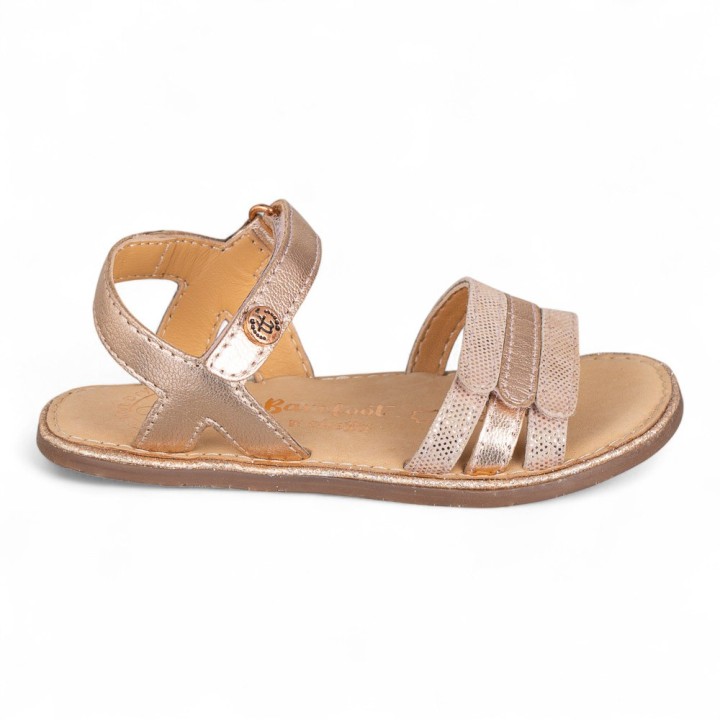 SANDALIA BAREFOOT PIEL CHETTO TIRAS METALIZADAS ORO ROSADO