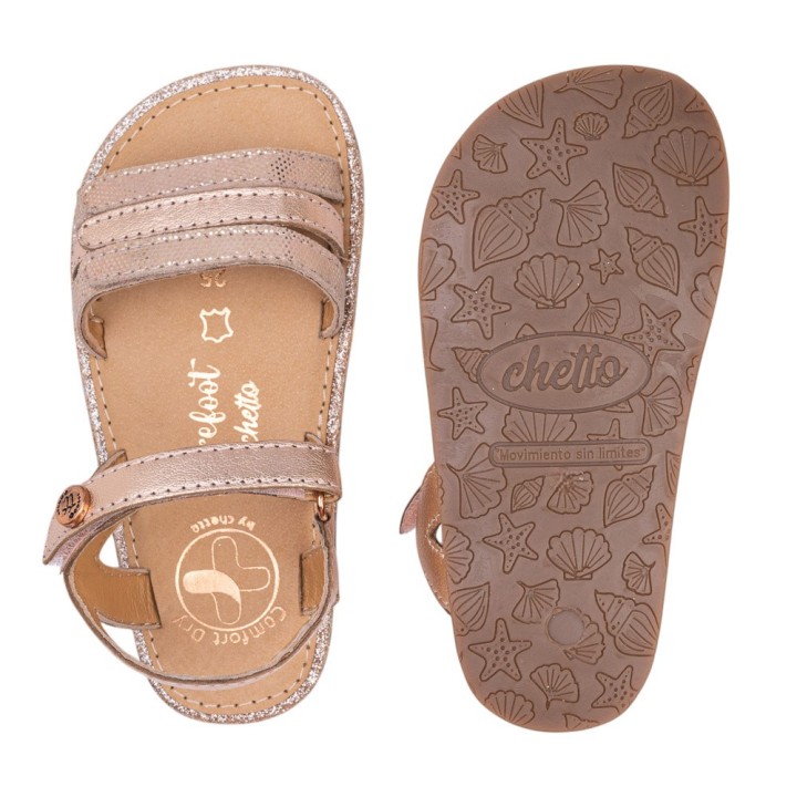 SANDALIA BAREFOOT PIEL CHETTO TIRAS METALIZADAS ORO ROSADO