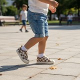 ZAPATILLA BAREFOOT BABY FREE MARRON CUADROS