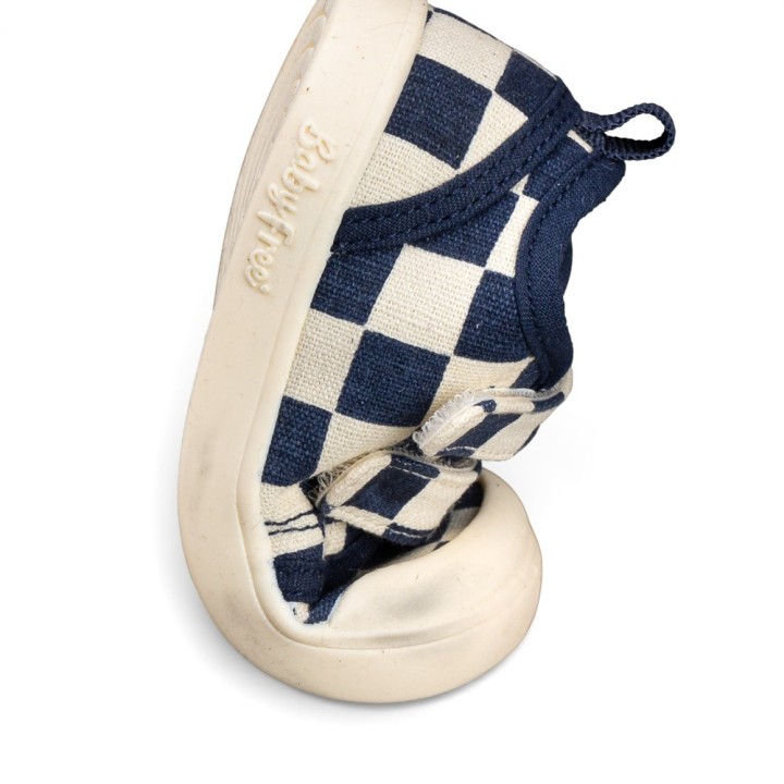 ZAPATILLA BAREFOOT BABY FREE AZUL CUADROS