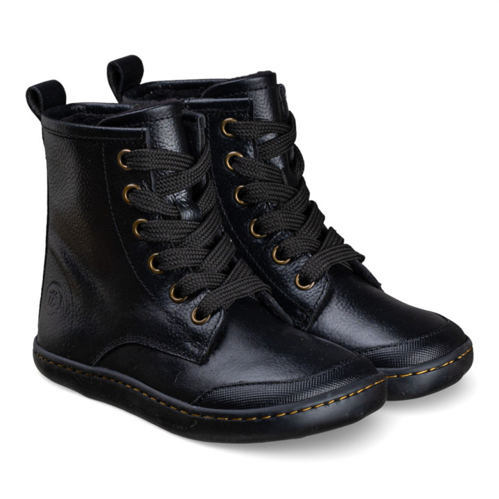 BOTA BAREFOOT CHETTO NEGRO-AMARILLO