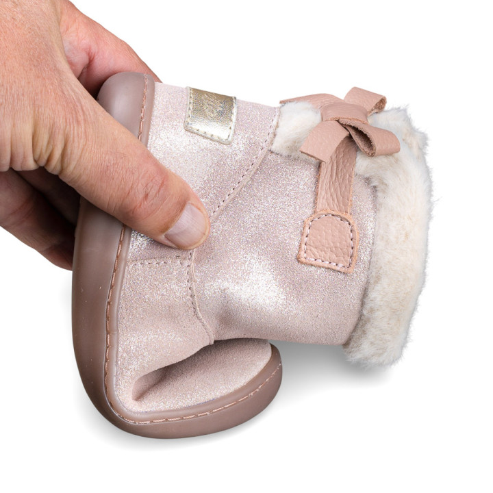 BOTÍN BAREFOOT CHETTO LAZO ROSA BRILLO