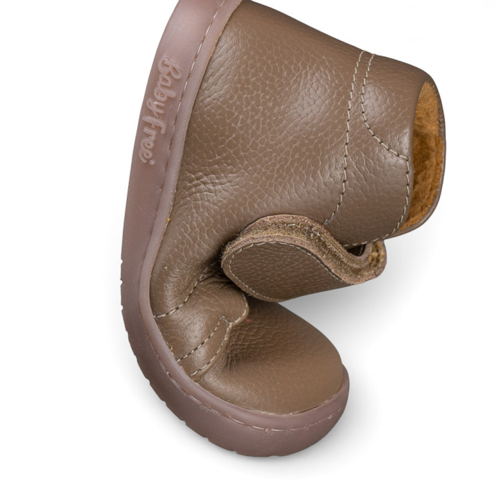 BOTA BAREFOOT PISACACAS PIEL TAUPE