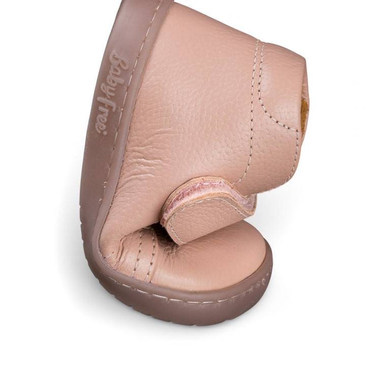 BOTA BAREFOOT PISACACAS PIEL ROSA